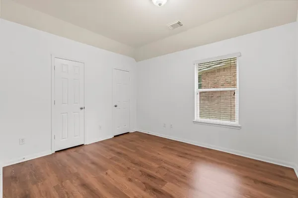 $3,800 | 10 Majolica Place, The Woodlands, TX 77382