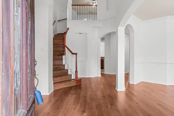 $3,800 | 10 Majolica Place, The Woodlands, TX 77382
