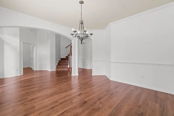 $3,800 | 10 Majolica Place, The Woodlands, TX 77382