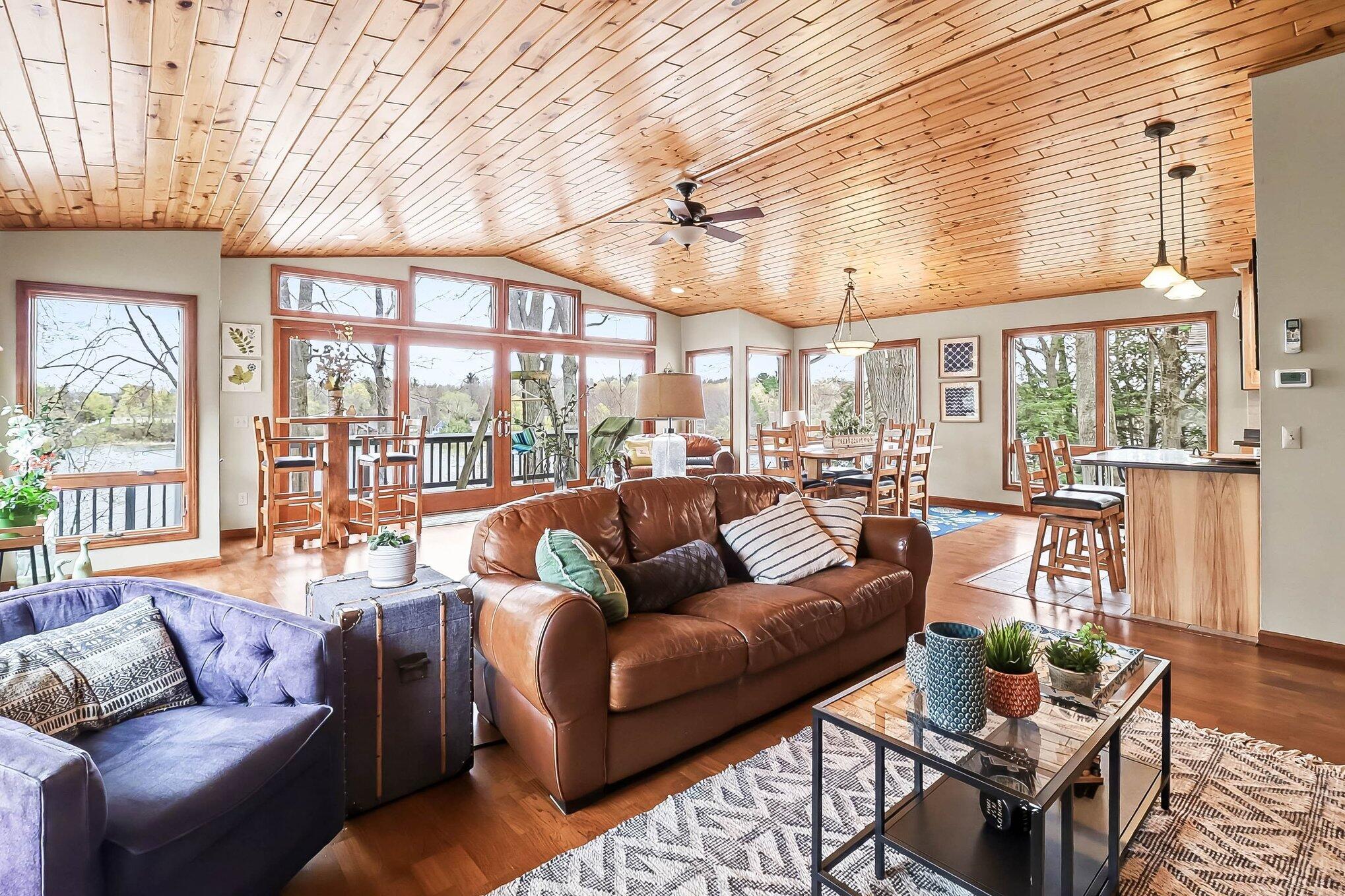 1726 West Chilberg Road Scottville, MI 49454 - Photo 11 of 33 Living Area