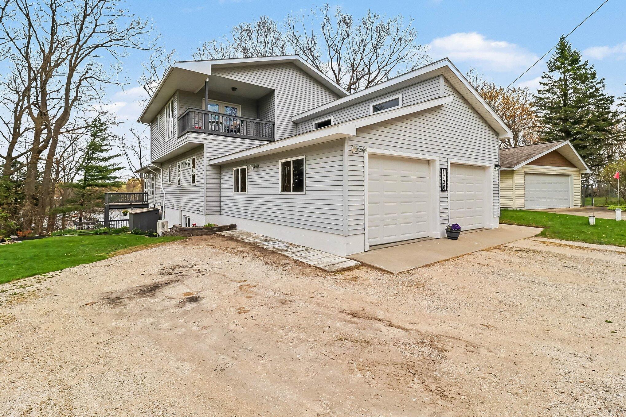 1726 West Chilberg Road Scottville, MI 49454 - Photo 2 of 33 Exterior