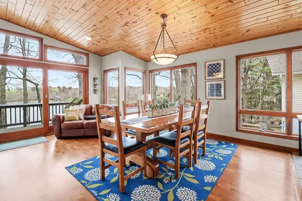 $525,000 | 1726 West Chilberg Road, Scottville, MI 49454