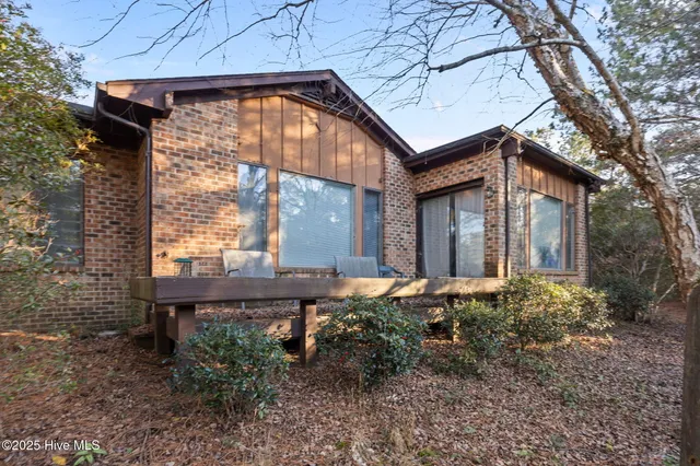 $324,900 | 622 Redwood Drive, Southern Pines, NC 28387