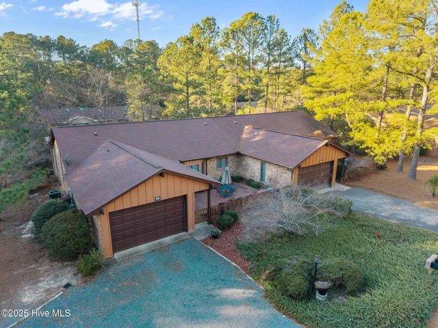 $324,900 | 622 Redwood Drive, Southern Pines, NC 28387