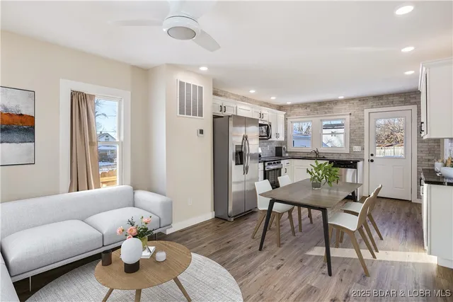 $229,000 | 423 West High Street, Eldon, MO 65026