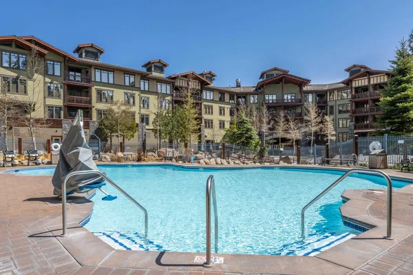 $699,000 | 1111 Forest Trail, Unit 1214, Mammoth Lakes, CA 93546