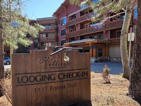 $699,000 | 1111 Forest Trail, Unit 1214, Mammoth Lakes, CA 93546