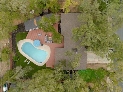 $819,000 | 2006 Matthews Lane, Austin, TX 78745