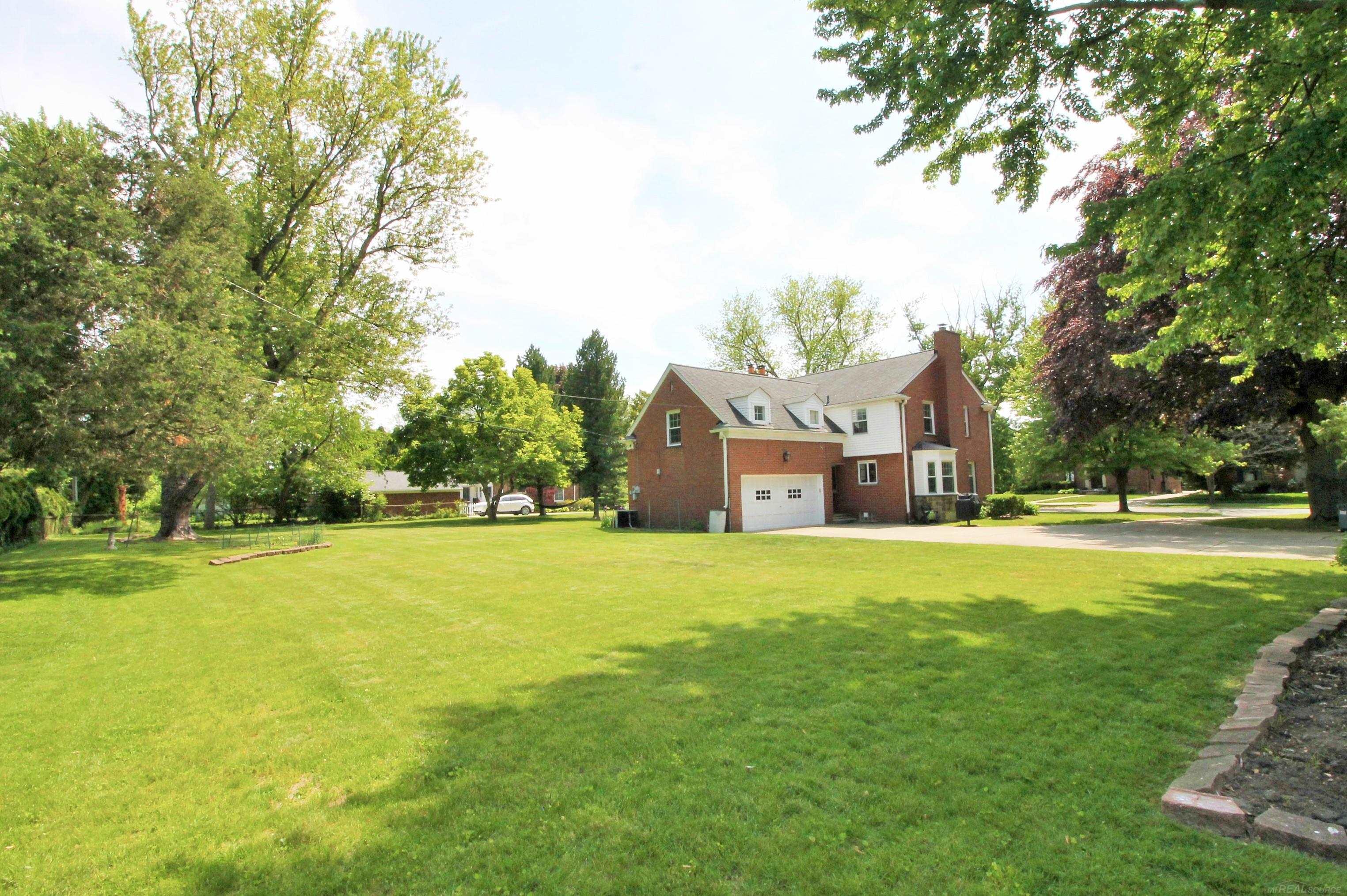 1026 Audubon Road Grosse Pointe, MI 48230 - Photo 53 of 55 50110683-52.JPG