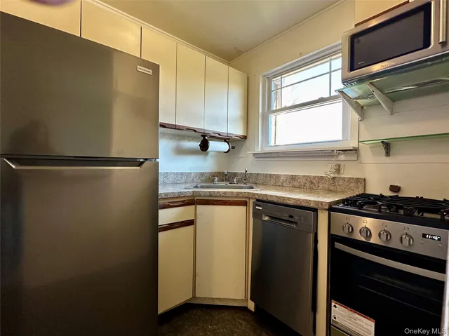 a close view of stove