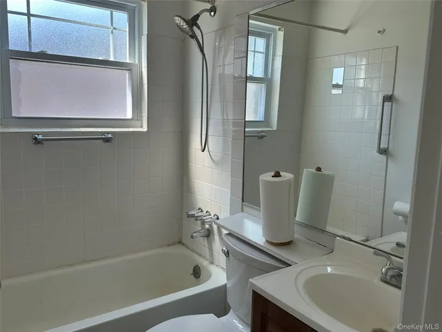 $259,900 | 63 Fair Harbor Drive, Unit 63, Patchogue, NY 11772