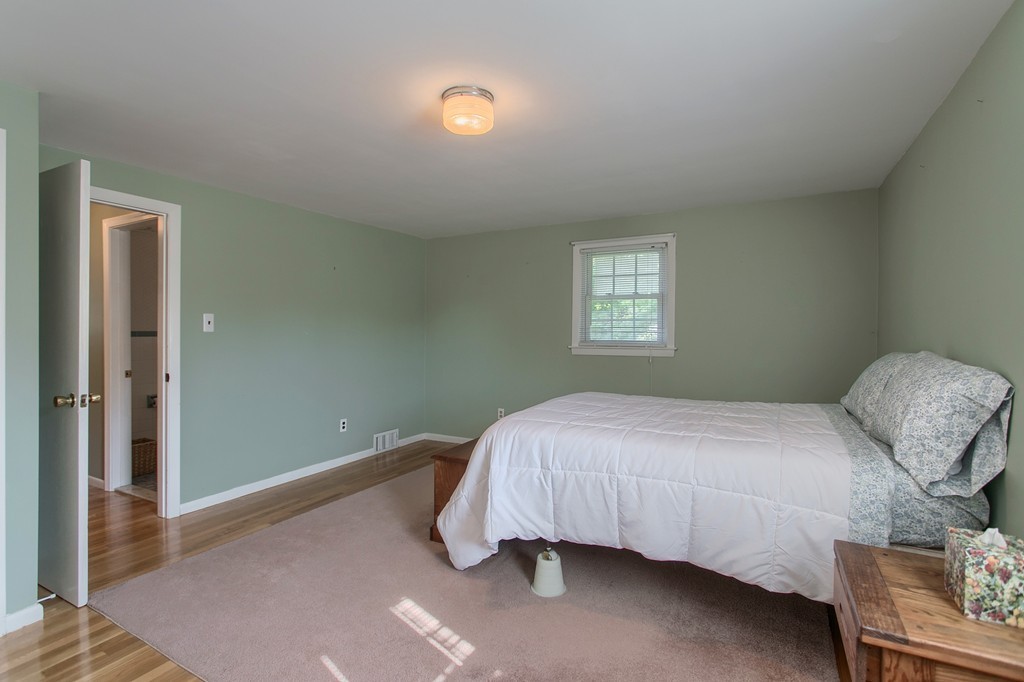 11 Gregory Road Chelmsford, MA 01824 - Photo 22 of 30