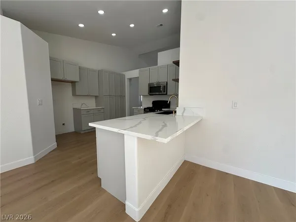 $2,660 | 9121 Canyon Magic Avenue, Las Vegas, NV 89129