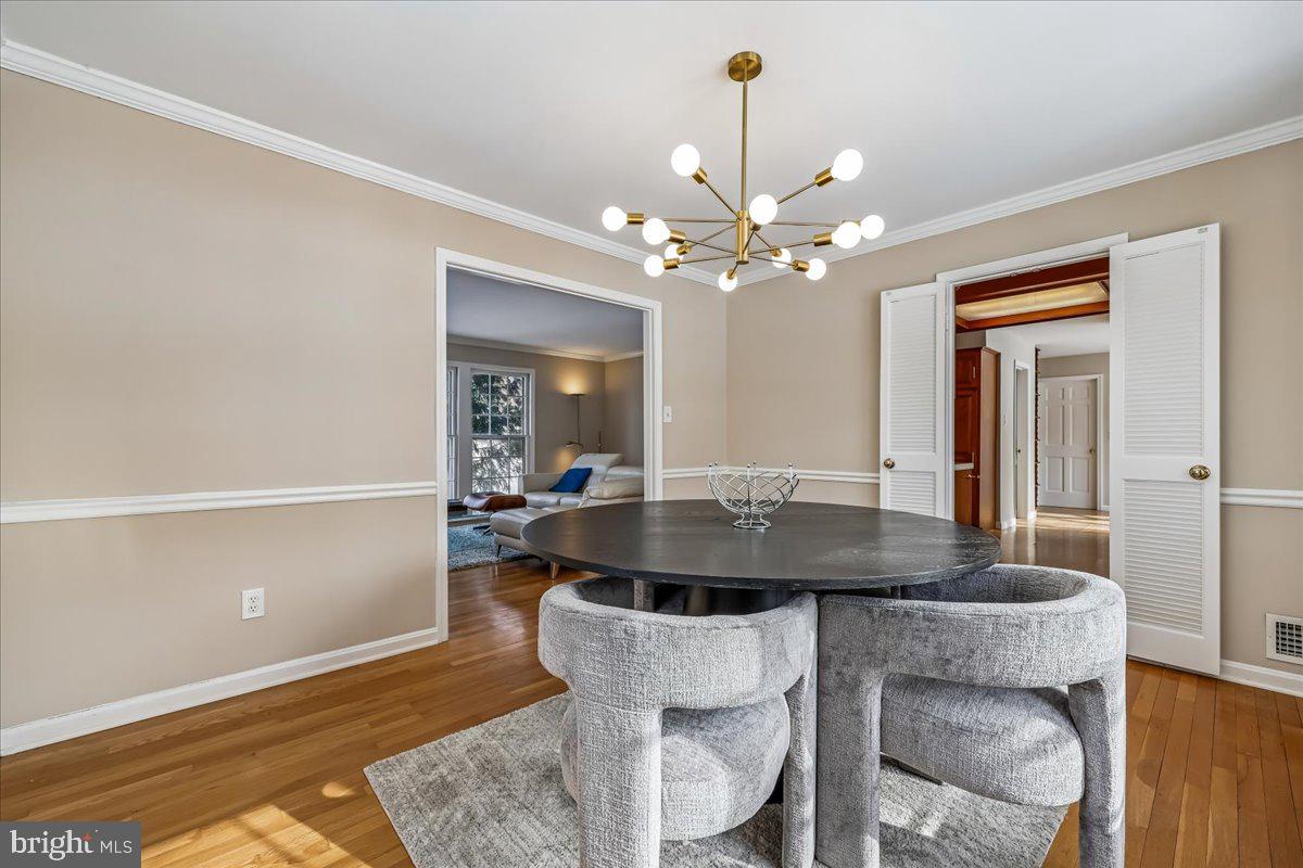 13120 Brandon Way Road Gaithersburg, MD 20878 - Photo 15 of 82 Dining room hardwoods