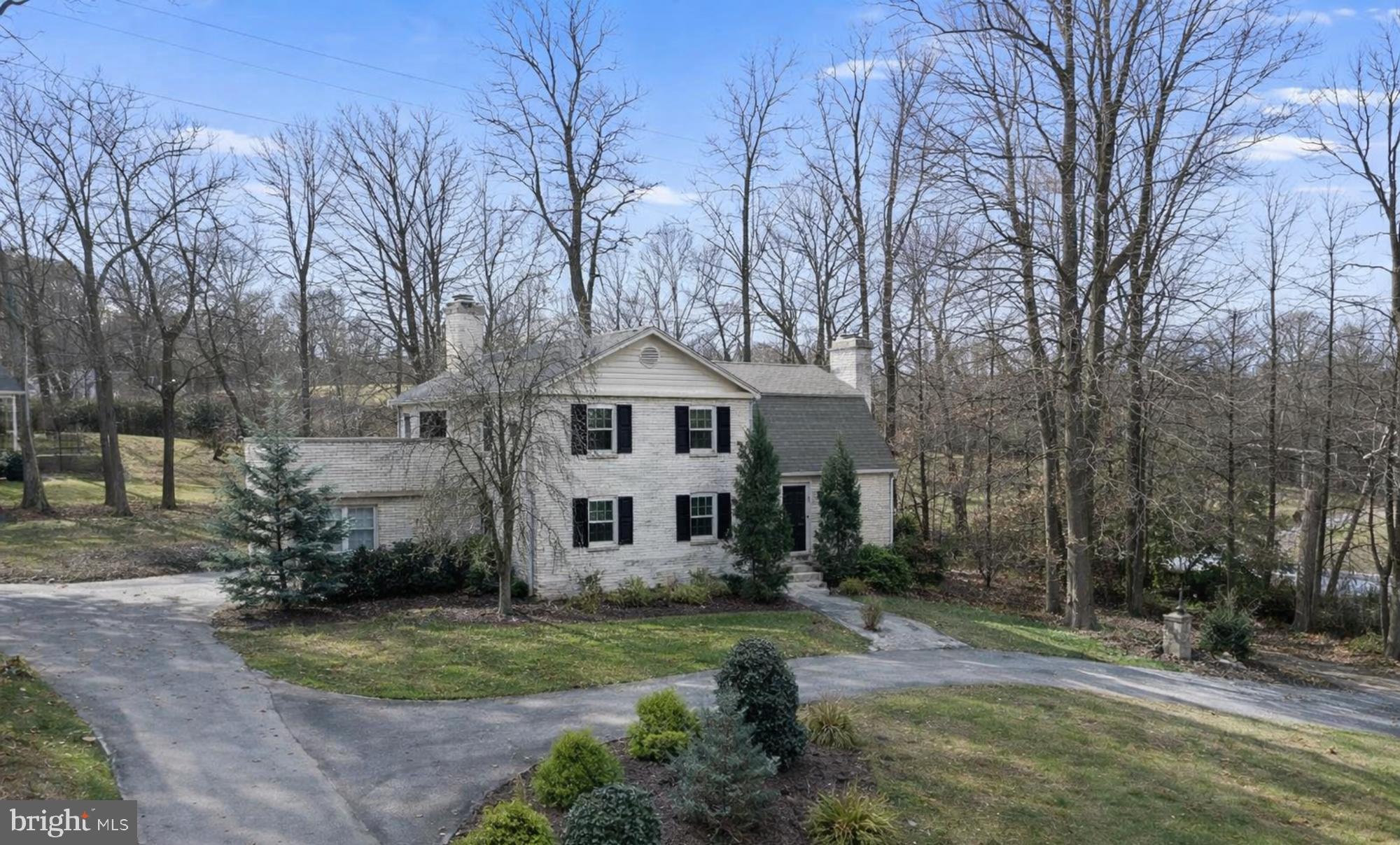 13120 Brandon Way Road Gaithersburg, MD 20878 - Photo 2 of 82 Horse shoe driveway