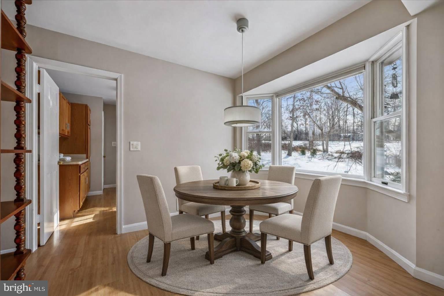 13120 Brandon Way Road Gaithersburg, MD 20878 - Photo 23 of 82 Breakfast room (virtually staged)