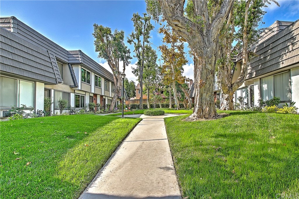 17629 Regency Circle Bellflower, CA 90706 - Photo 41 of 43