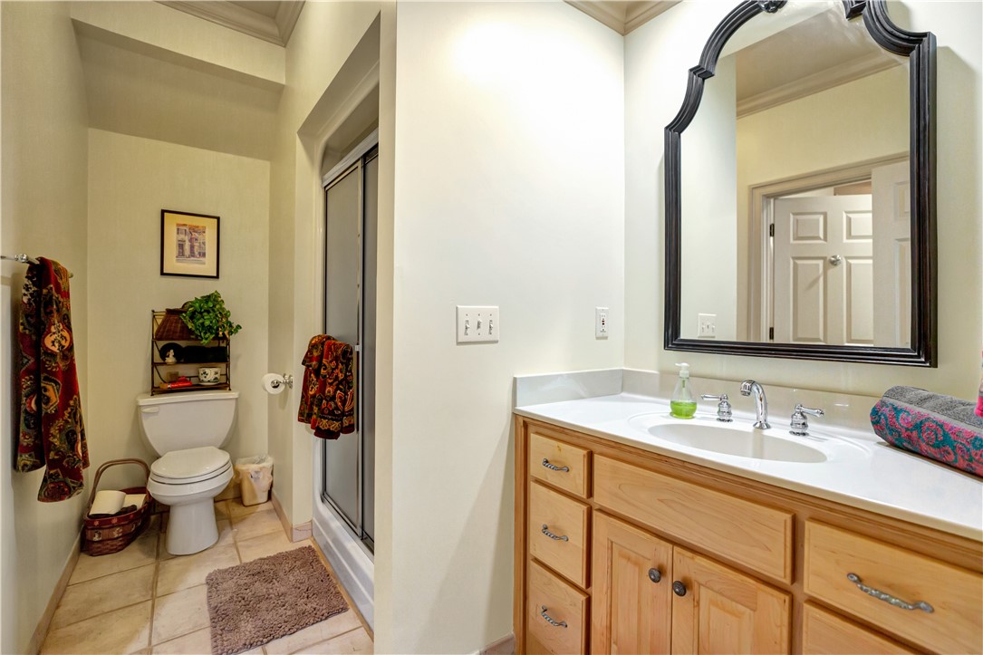 4 Marcdon Place Anderson, SC 29621 - Photo 40 of 50 Jack and Jill Bathroom