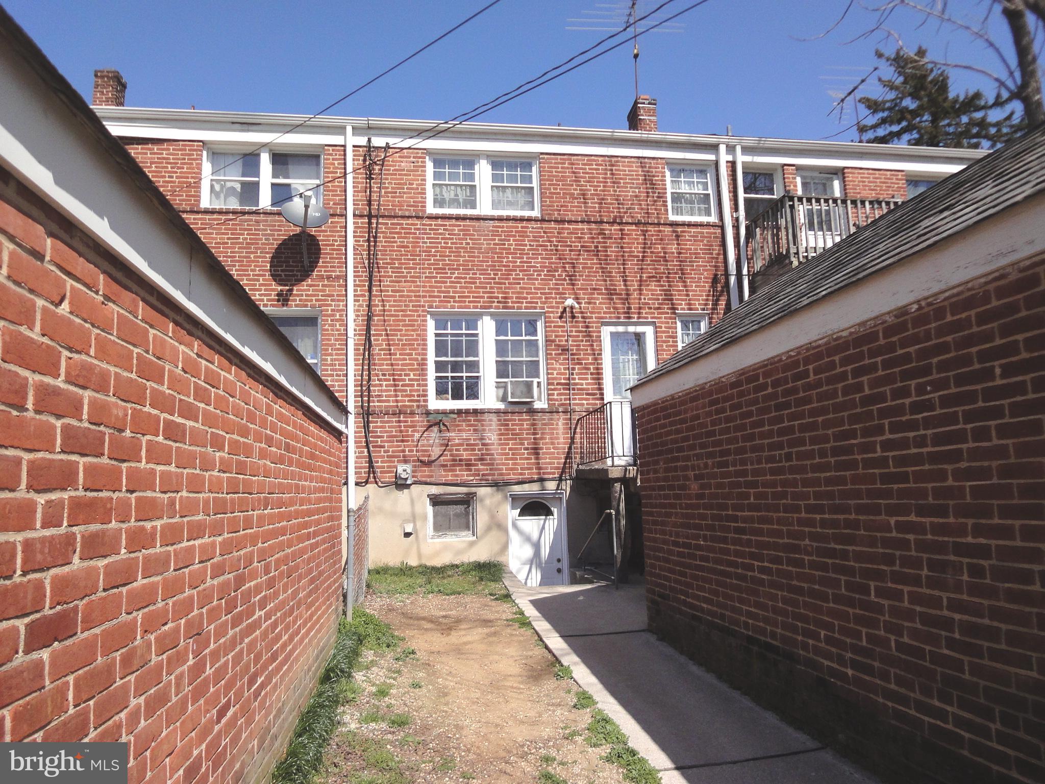 267 Ridge Avenue Towson, MD 21286 - Photo 11 of 12 Back of the home.
