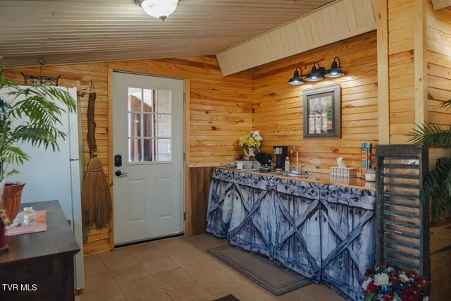 $2,024,700 | 3500 James Phillips Way, Sevierville, TN 37876