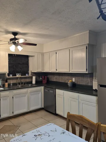 $2,024,700 | 3500 James Phillips Way, Sevierville, TN 37876