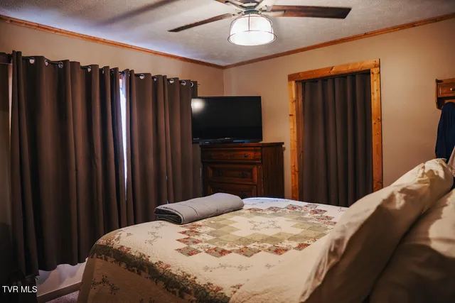 $2,024,700 | 3500 James Phillips Way, Sevierville, TN 37876