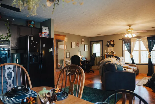 $2,024,700 | 3500 James Phillips Way, Sevierville, TN 37876