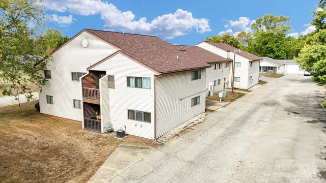 $900,000 | 213 Keystone Drive, Rantoul, IL 61866