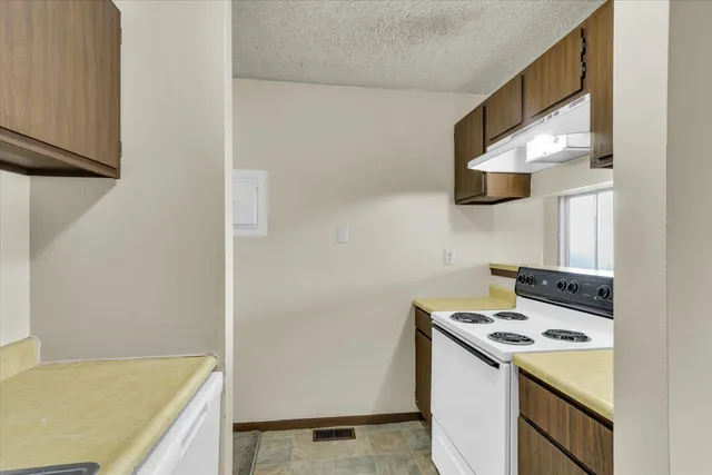 $900,000 | 213 Keystone Drive, Rantoul, IL 61866