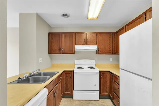 $900,000 | 213 Keystone Drive, Rantoul, IL 61866