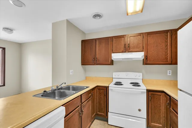 $900,000 | 213 Keystone Drive, Rantoul, IL 61866