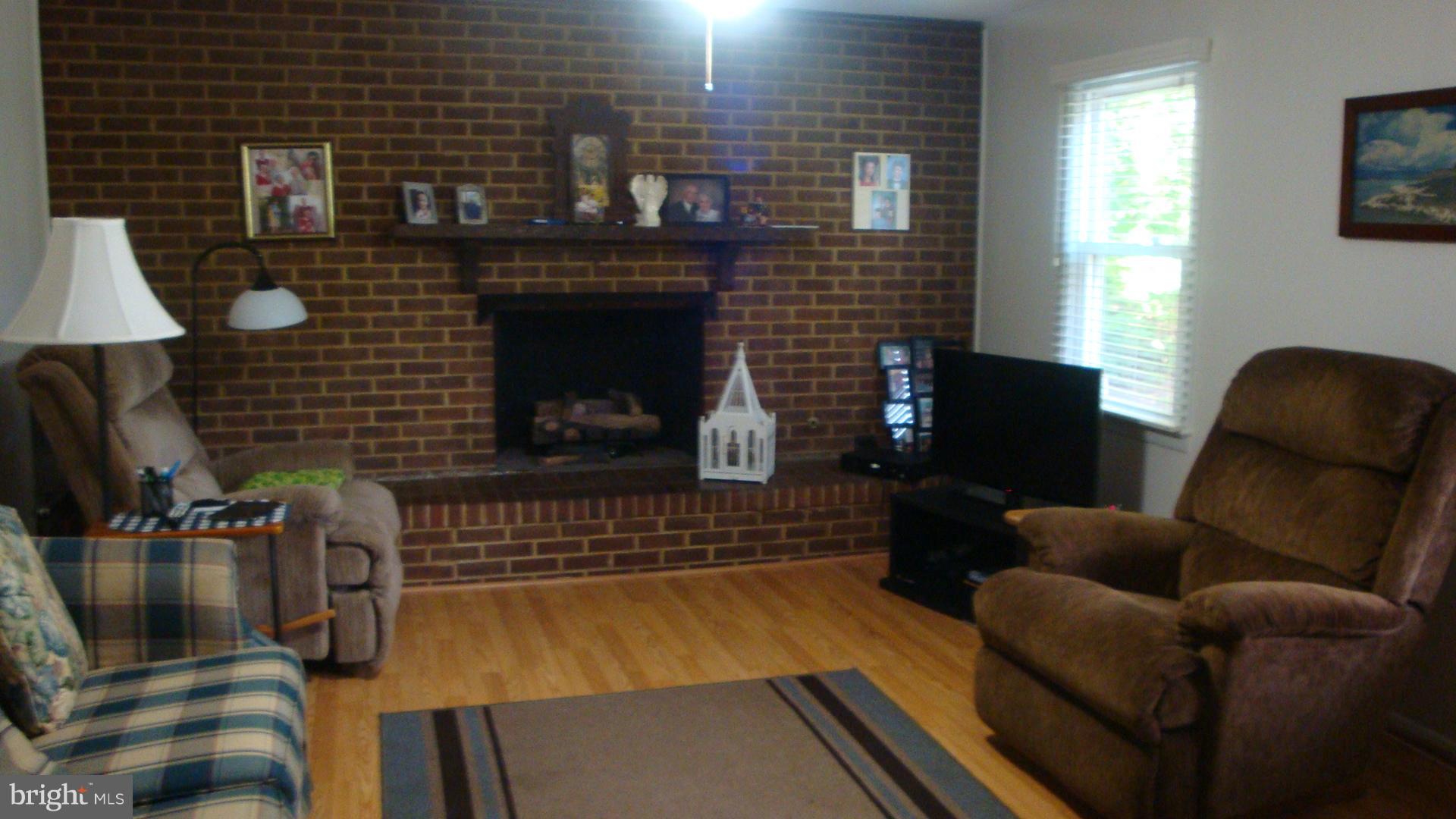 7804 Signal Hill Road Manassas, VA 20111 - Photo 14 of 26 Family Room