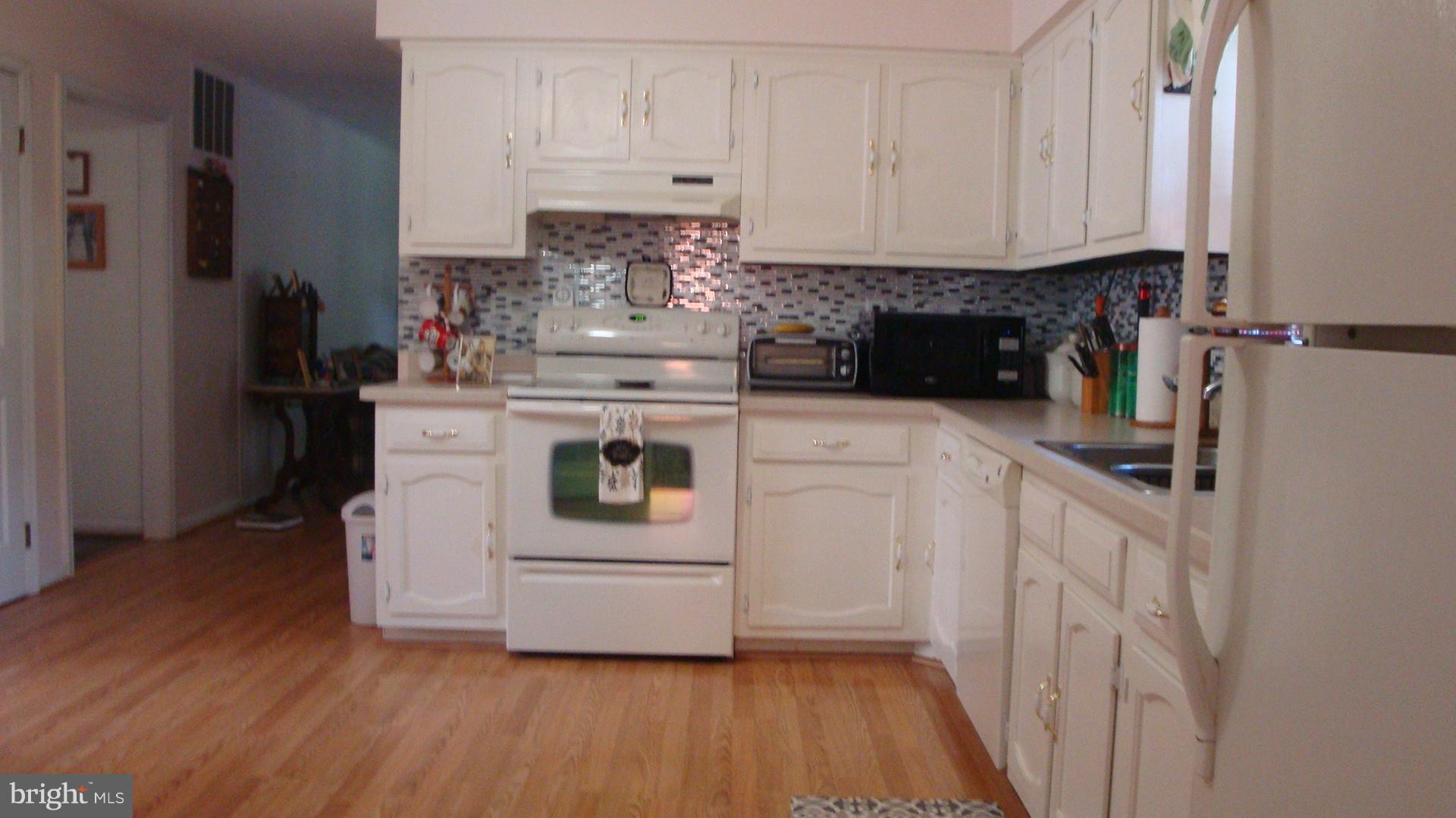 7804 Signal Hill Road Manassas, VA 20111 - Photo 16 of 26 Kitchen