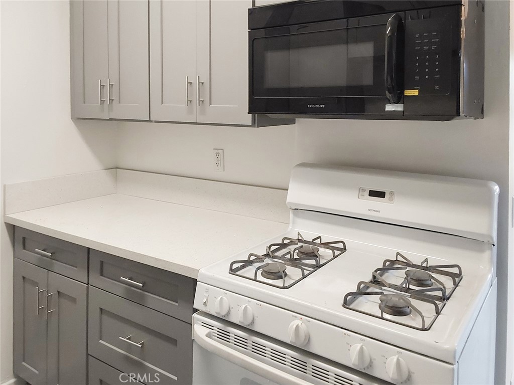 1006 Boynton Street, Unit 2 Glendale, CA 91205 - Photo 10 of 29