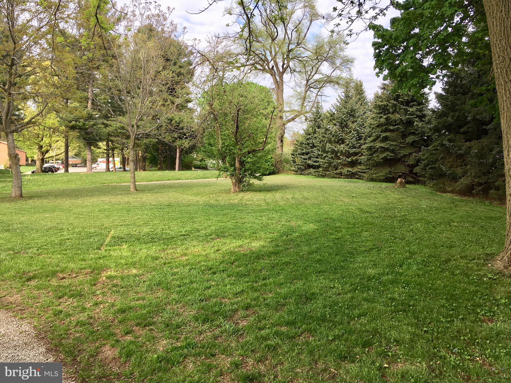 2088 Springwood Road York, PA 17403 - Photo 5 of 21 Gallery Image 5