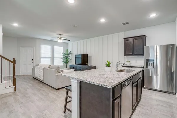 $315,000 | 440 Milverton Drive, Fort Worth, TX 76036