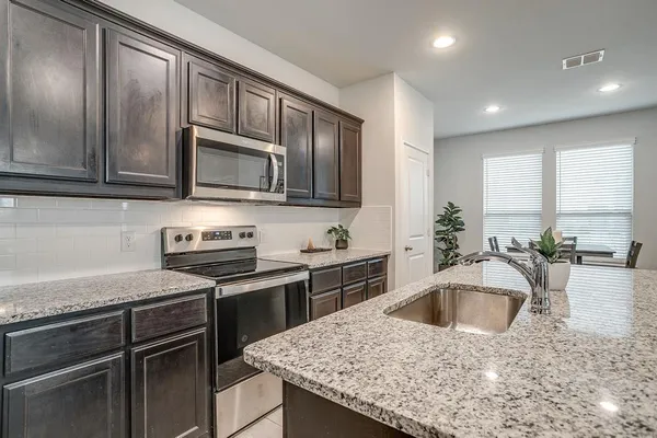 $315,000 | 440 Milverton Drive, Fort Worth, TX 76036