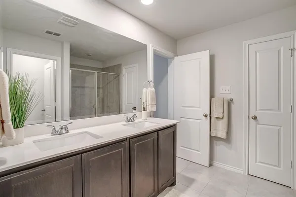 $315,000 | 440 Milverton Drive, Fort Worth, TX 76036