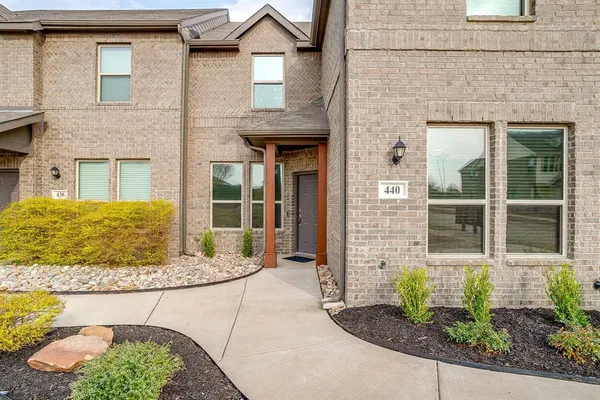 $315,000 | 440 Milverton Drive, Fort Worth, TX 76036