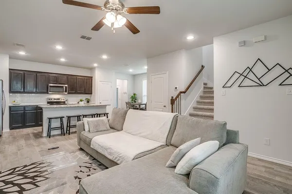 $315,000 | 440 Milverton Drive, Fort Worth, TX 76036