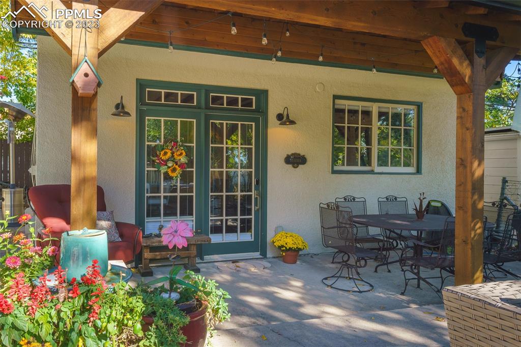 7 5th Street Colorado Springs, CO 80906 - Photo 28 of 46 a backyard of a house with outdoor seating