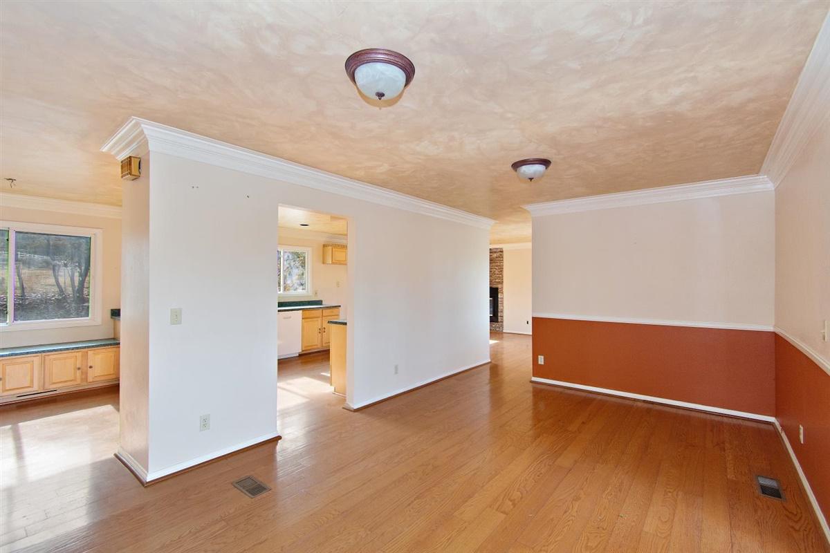 59911 Hop Patch Spring Road Mountain Center, CA 92561 - Photo 13 of 42 a view of room with wooden floor