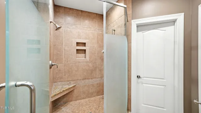 $849,900 | 1000 Huntington Court, Kingsport, TN 37660