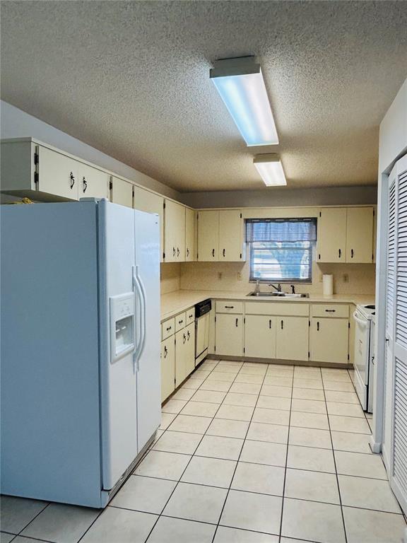 8530 Southwest 90th Street, Unit B Ocala, FL 34481 - Photo 10 of 45