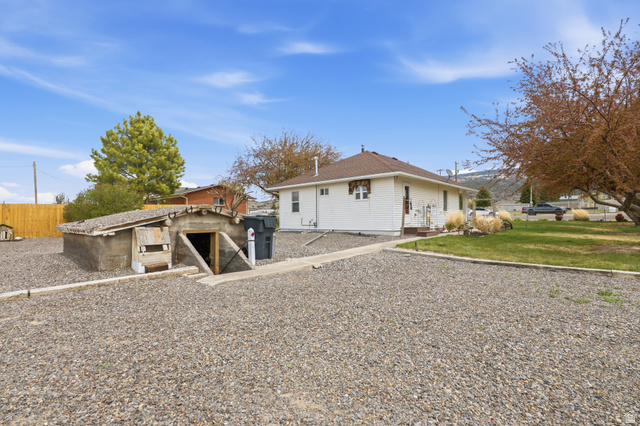 82 South 100 West Lyman, UT 84749 - Photo 5 of 27 View of side of home
