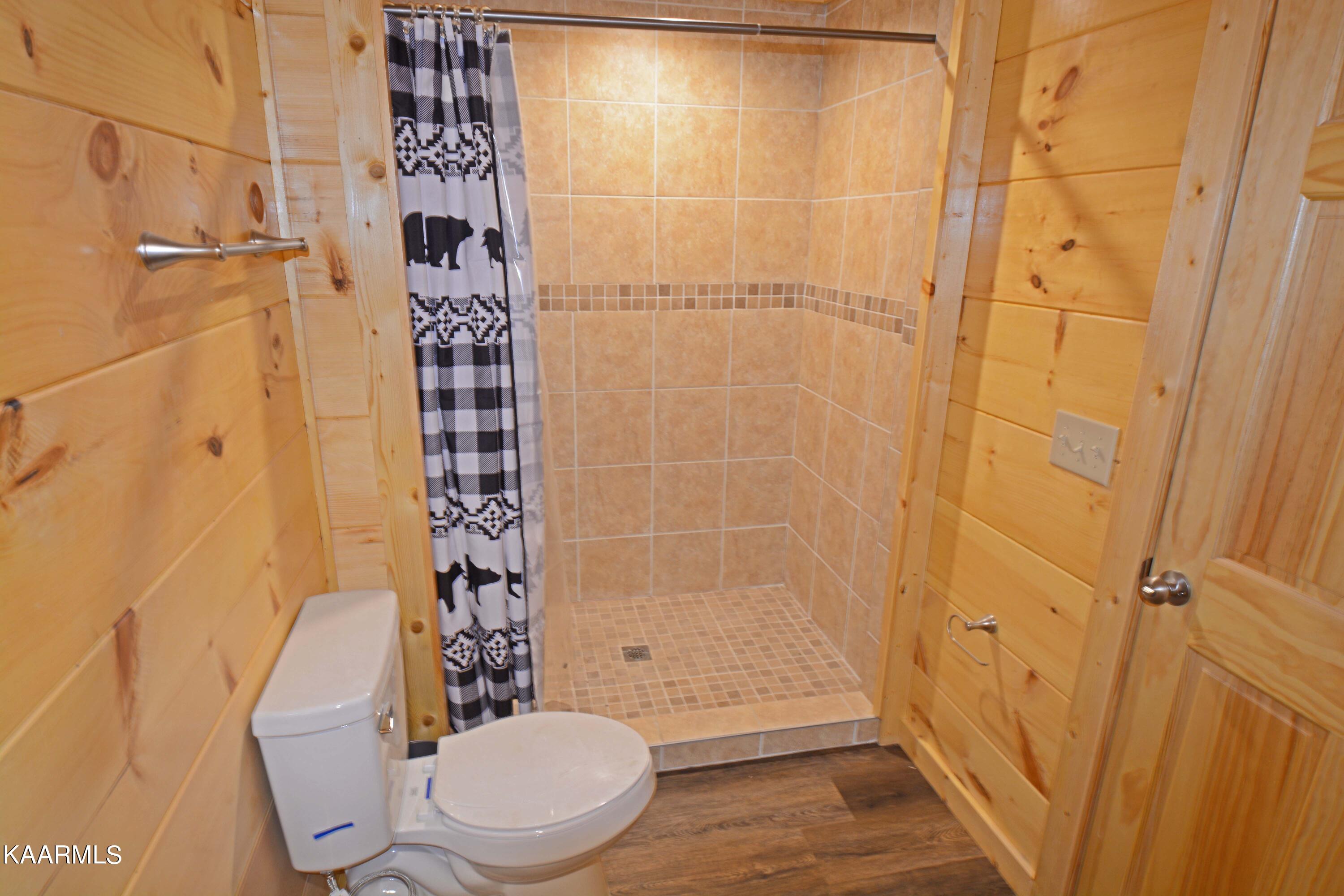 222 Caton Road Sevierville, TN 37862 - Photo 12 of 24 Bathroom 1-2