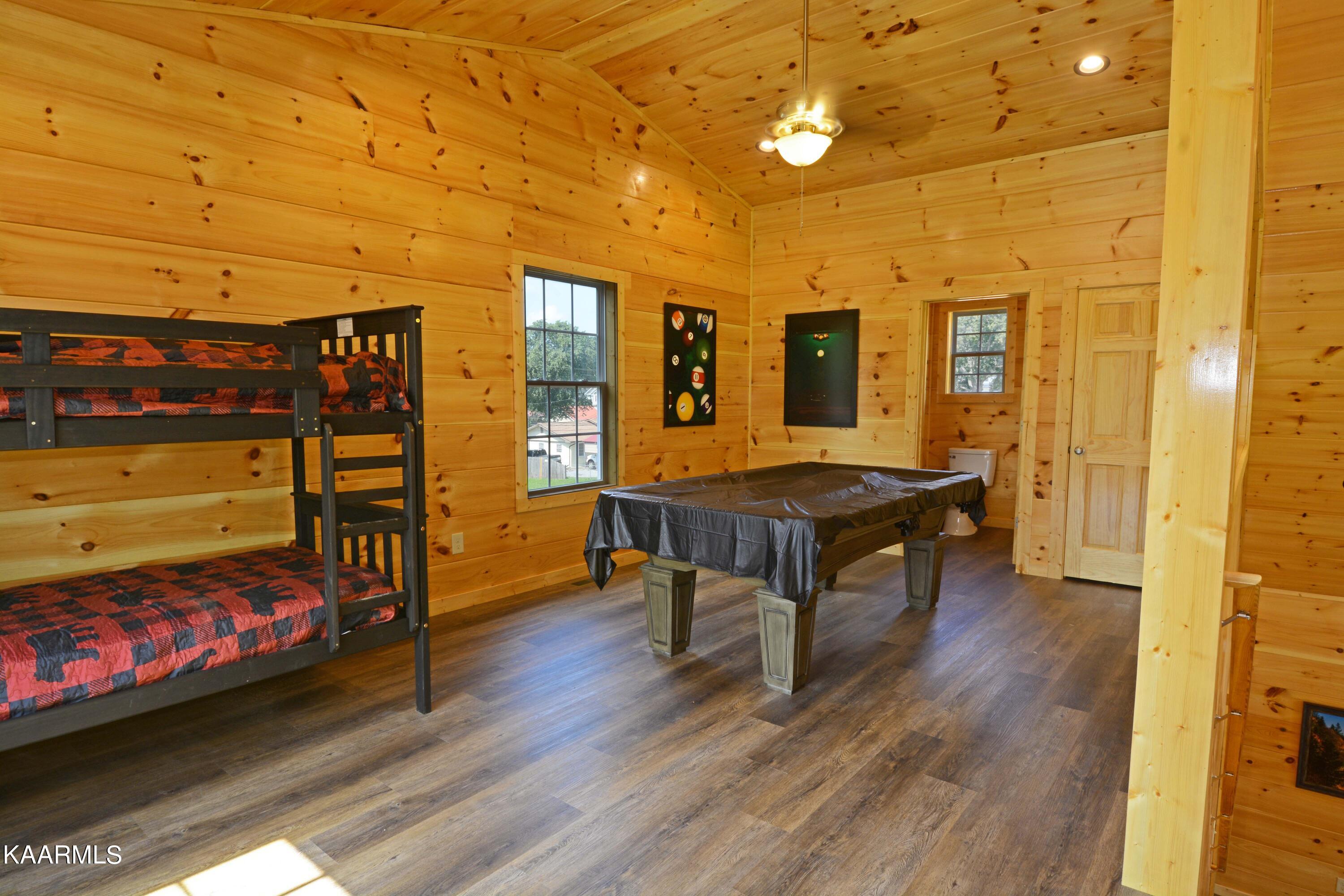 222 Caton Road Sevierville, TN 37862 - Photo 15 of 24 Upstairs
