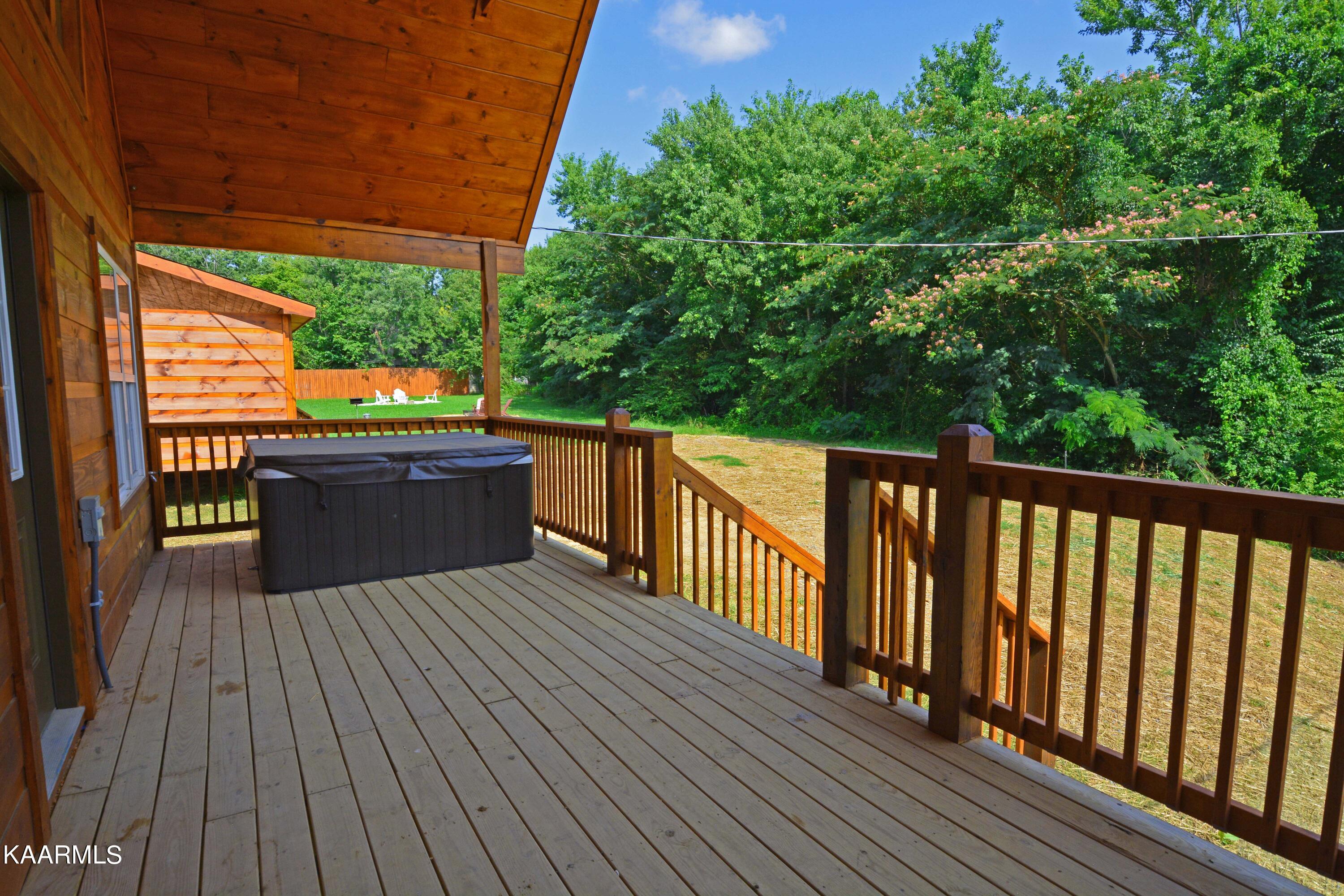 222 Caton Road Sevierville, TN 37862 - Photo 4 of 24 Deck 2