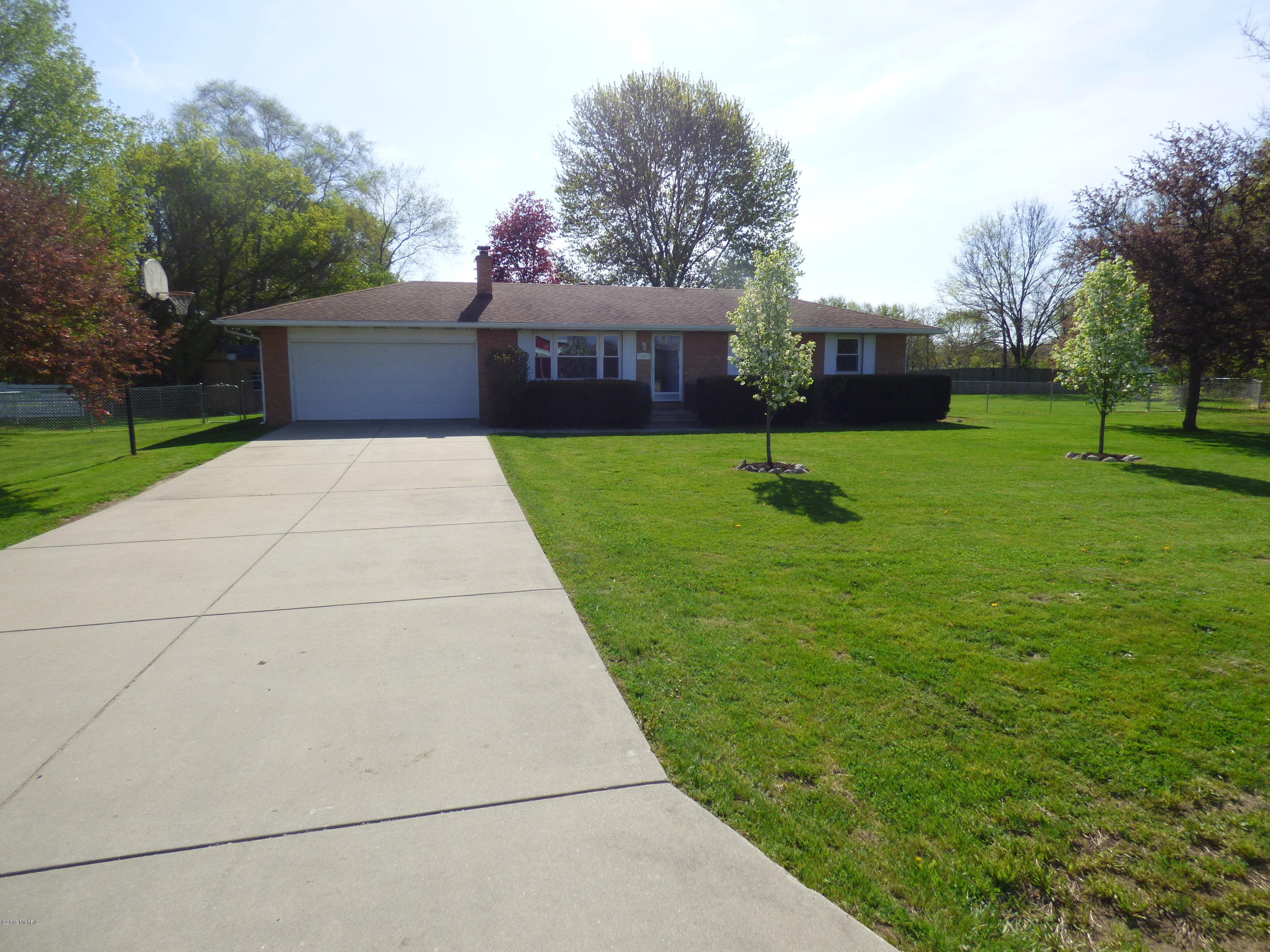 70907 Brush Road Niles, MI 49120 - Photo 1 of 32 P1060779