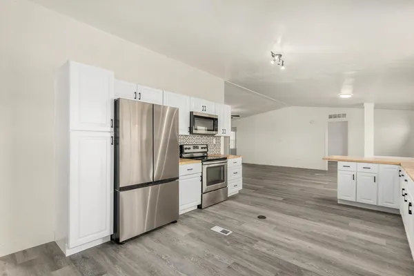 $1,750 | 19305 Black Rock Trail, Florence, AZ 85132